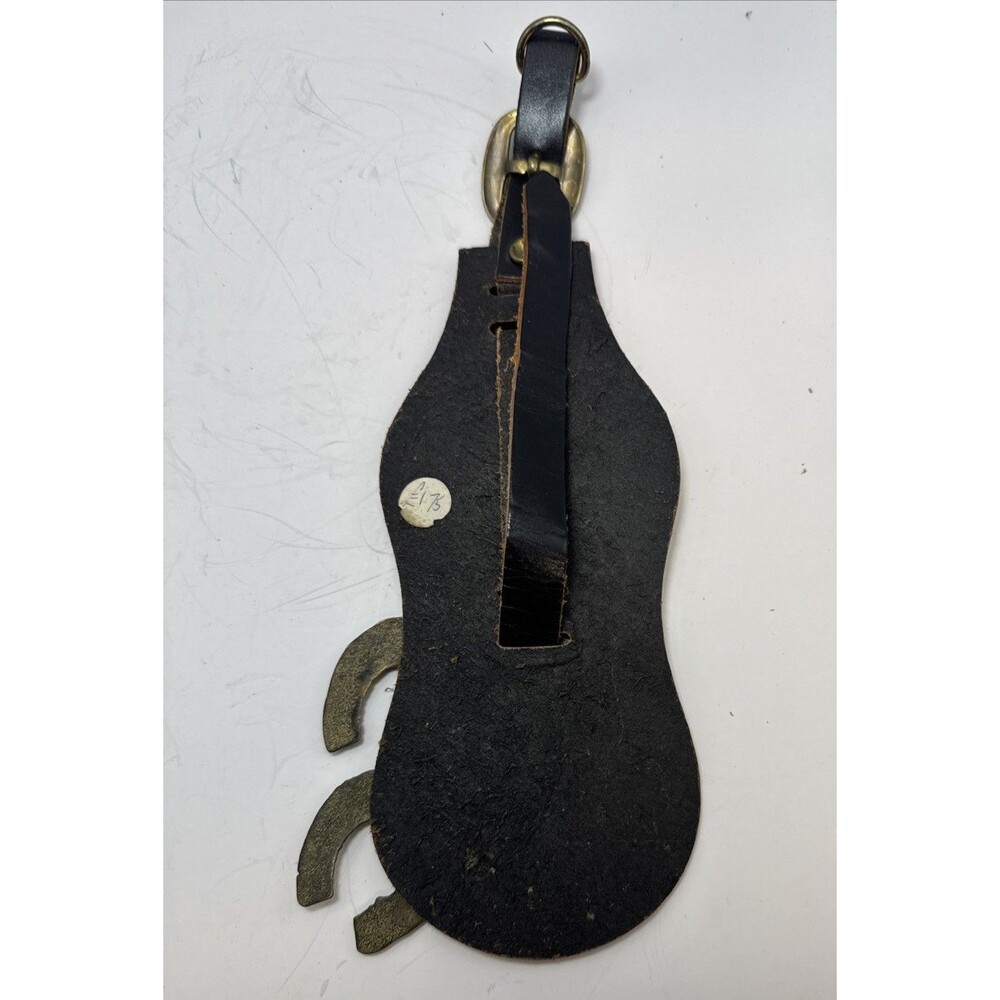 Lot Of 2 Vintage Leather Horse Hanging Strap 3 Brass Medallions 6 Total Medals - Picture 11 of 11